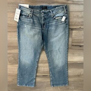 Silver Jeans Medium Wash Thick Stitch Suki Capri Jeans Size 33 NEW WITH TAGS!